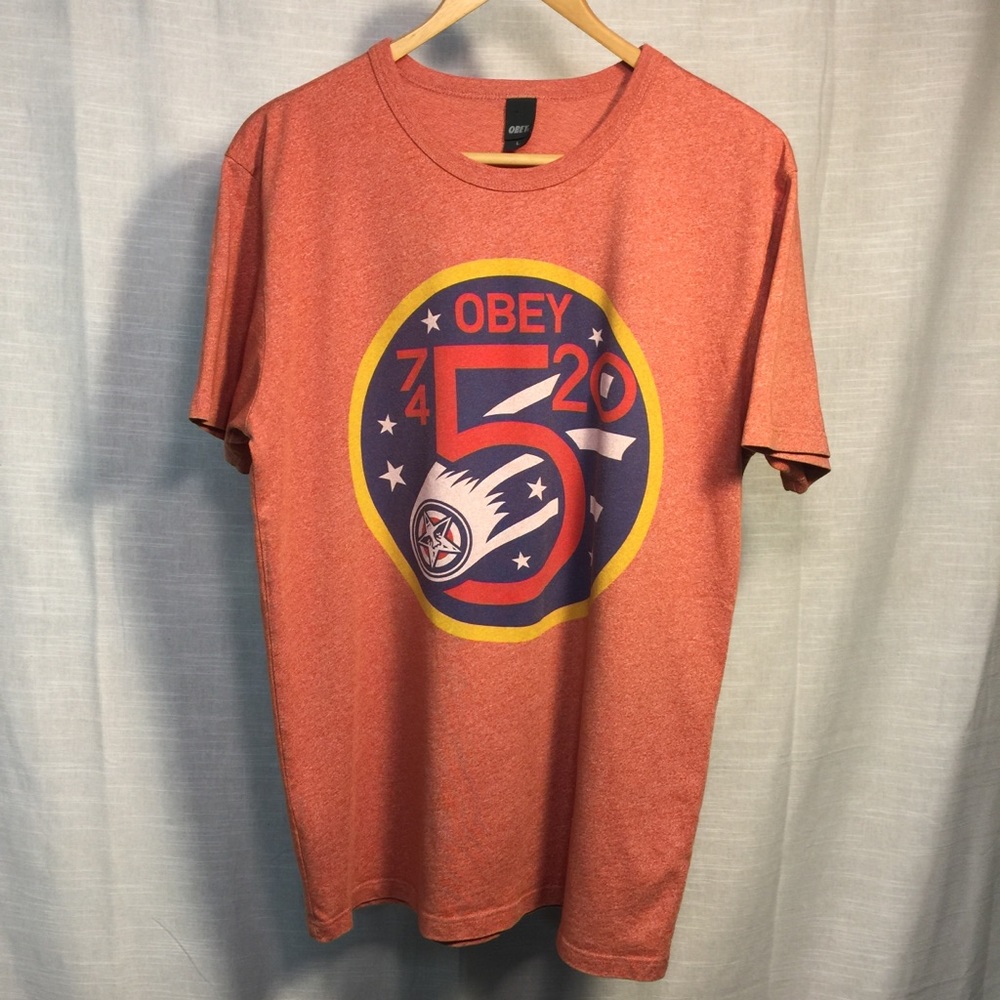 Obey T-shirt large